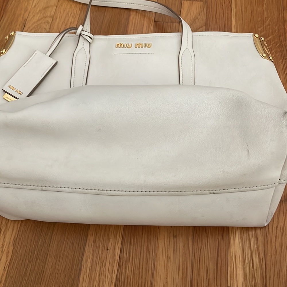 Miu Miu White Tote - Picture 5 of 6